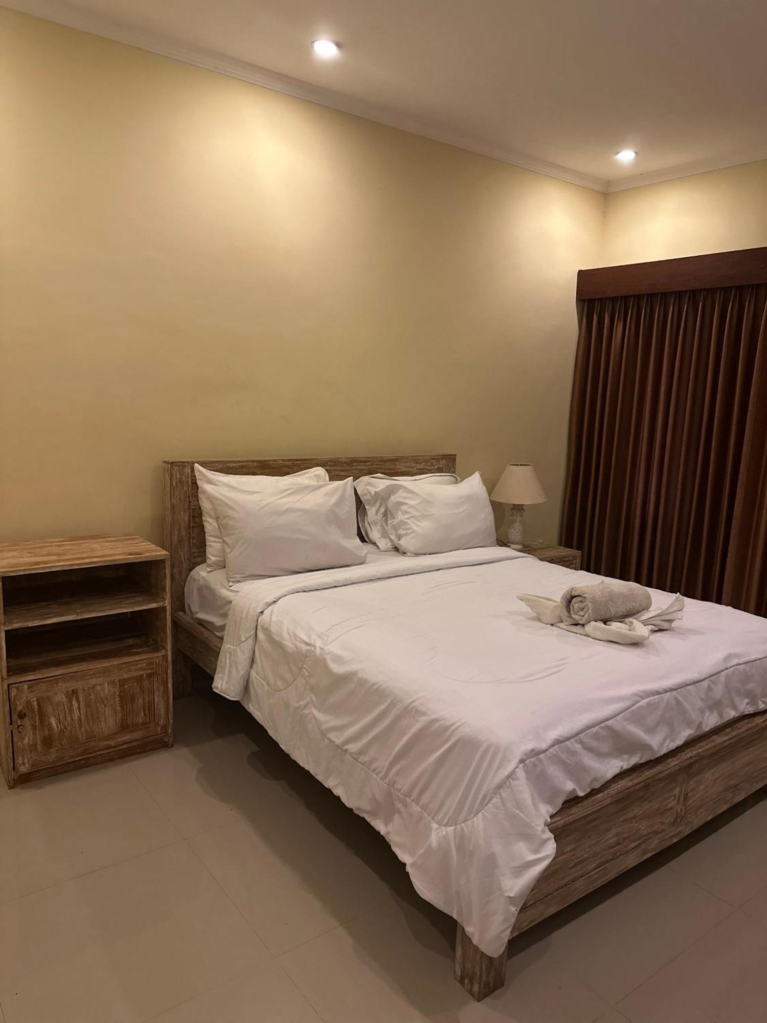 Dicky Guest House Batu Bolong Canggu Екстериор снимка